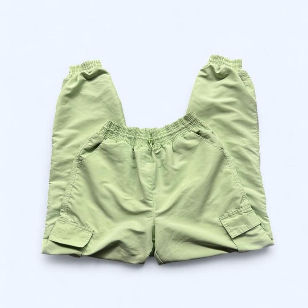 Wild Fable Women's Pastel Green Woven Cargo Jogger Track Pants